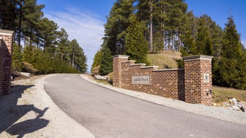 257 Saddlebrook Dr, Hohenwald, TN, 38462-2903 | Card Image
