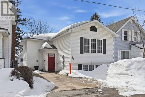 31 Hawthorne Ave, Sault Ste Marie, ON, P6B1C6 | Card Image
