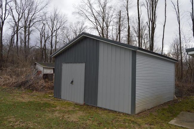 Small Barn | Image 51