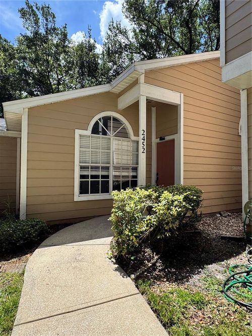2452 Bush Tail Ct, PALM HARBOR, FL, 34683-2462 | Card Image