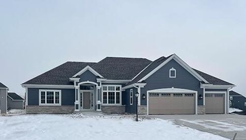 2214564 Timber Ct, Pewaukee, WI, 53072-1203 | Card Image