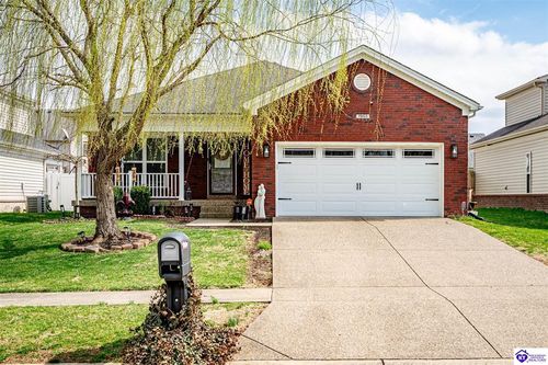 7803 Hepatica Drive, Louisville, KY, 40258 | Card Image