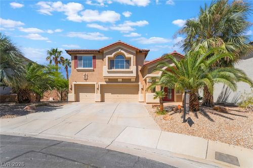 395 Suzanne Peak Ct, Henderson, NV, 89012-4859 | Card Image