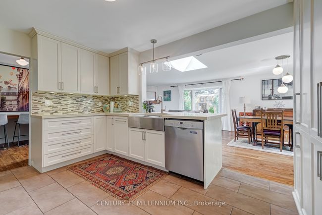 52 Greystone Cres, House other with 4 bedrooms, 2 bathrooms and 2 parking in Brampton ON | Image 13