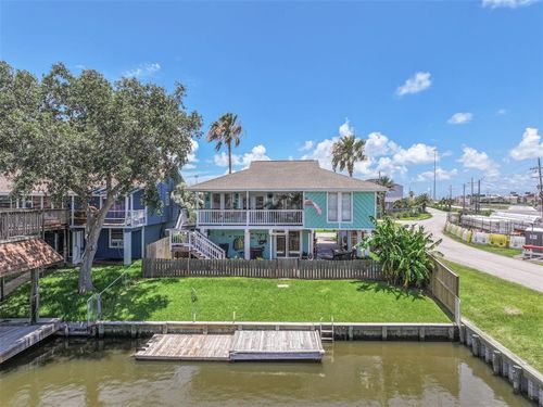 1 S Skimmer St, La Marque, TX, 77568-6543 | Card Image