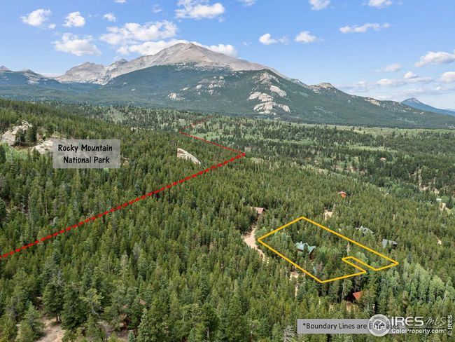 287 S Skinner Rd, House other with 2 bedrooms, 3 bathrooms and null parking in Allenspark CO | Image 6