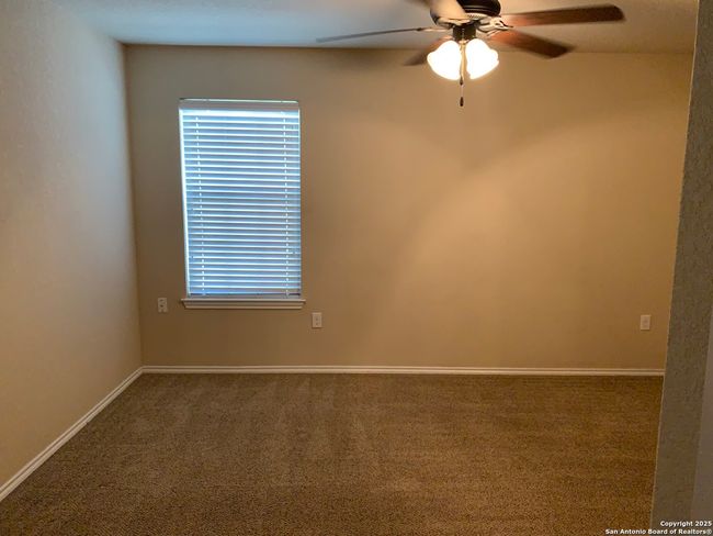 201 Anne Louise Dr, Home with 3 bedrooms, 3 bathrooms and null parking in New Braunfels TX | Image 20