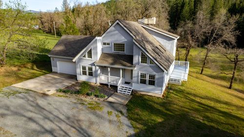 28457 E Highway 299, Round Mountain, CA, 96084 | Card Image