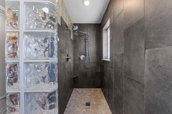 1804 S Viewcrest Ln, Condo with 4 bedrooms, 4 bathrooms and null parking in Spokane Valley WA | Image 32