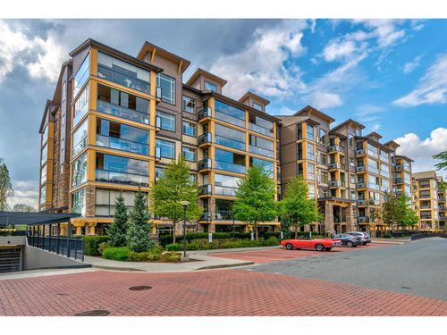 421-8067A 207 St, Langley, BC, V2Y0P1 | Card Image