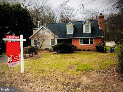 1983 Horse Shoe Dr, Vienna, VA, 22182-3797 | Card Image
