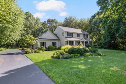 11 Prides Crossing Ln, Saunderstown, RI, 02874-1960 | Card Image