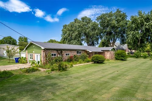 12951 S 152nd East Ave, Broken Arrow, OK, 74011-6120 | Card Image