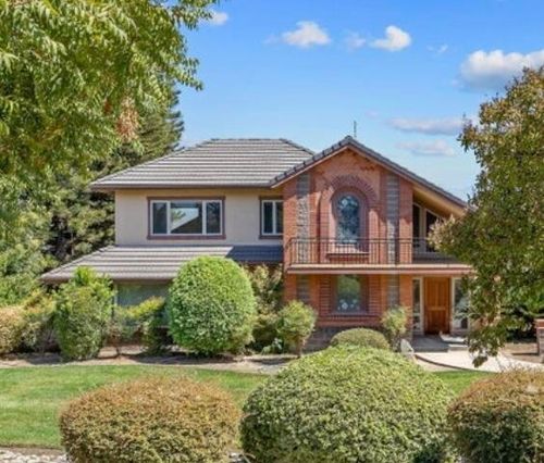 315 Valley View Dr, Exeter, CA, 93221-9798 | Card Image