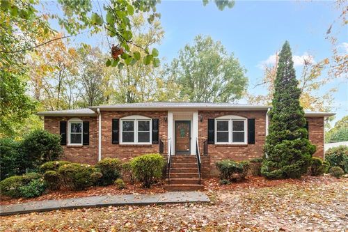 101 Shady Oak Ct, Clemmons, NC, 27012-9357 | Card Image