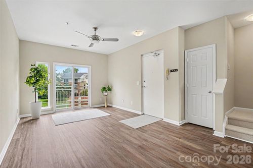 15-3955 Picasso Ct, Charlotte, NC, 28205-4564 | Card Image