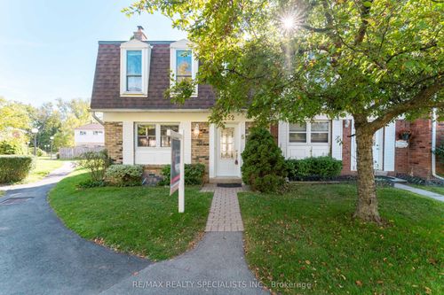 6-2252 Upper Middle Rd, Burlington, ON, L7P2Z9 | Card Image