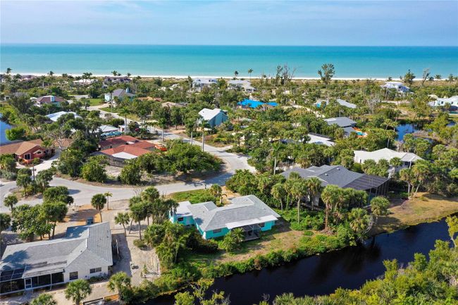 1057 Blue Heron Dr, House other with 2 bedrooms, 3 bathrooms and null parking in Sanibel FL | Image 12