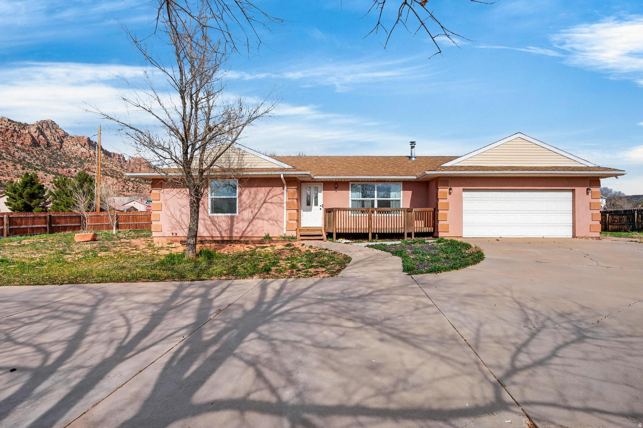 Residential in Hildale