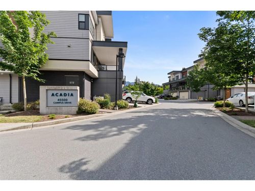 30-45500 Campus Drive, Chilliwack, BC, V2R6E9 | Card Image