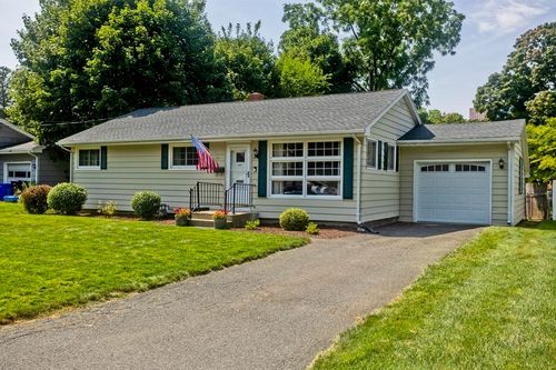51 Merrick Ave, Holyoke, MA, 01040-2111 | Card Image