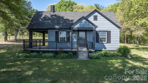 1975 Three Forks Church Rd, Taylorsville, NC, 28681-4023 | Card Image