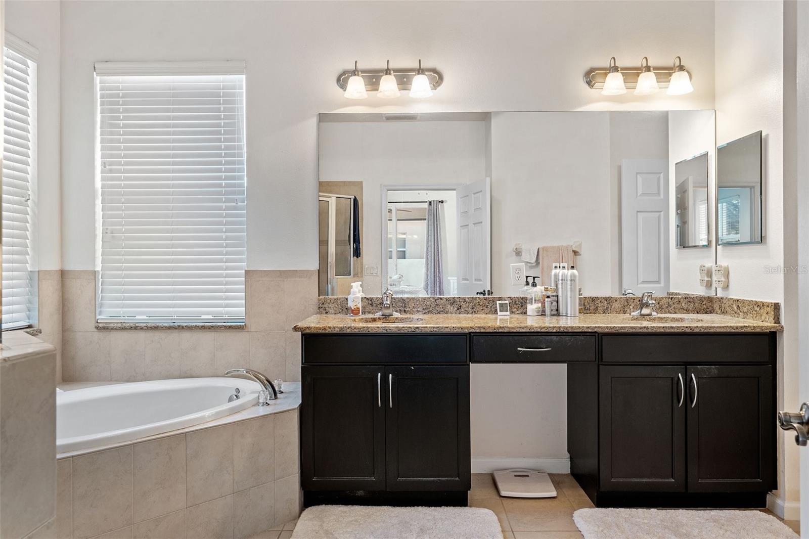 Residential Lease in LAND O LAKES 2