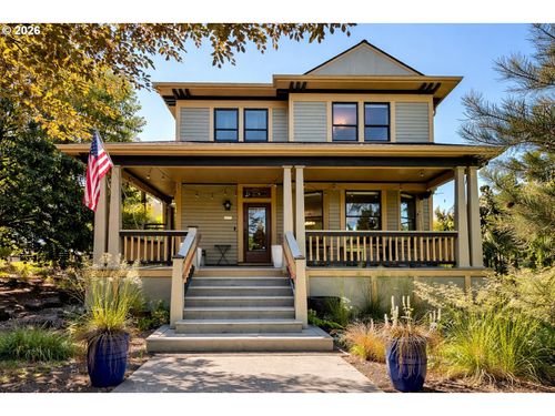 1175 11th St, Astoria, OR, 97103-4137 | Card Image