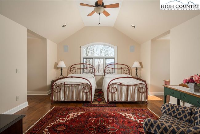 1902 Elk Creek Mountain Pkwy, House other with 4 bedrooms, 5 bathrooms and null parking in Todd NC | Image 32