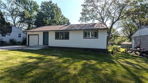 11403 Herrick Ave, Kansas City, MO, 64134-3539 | Card Image