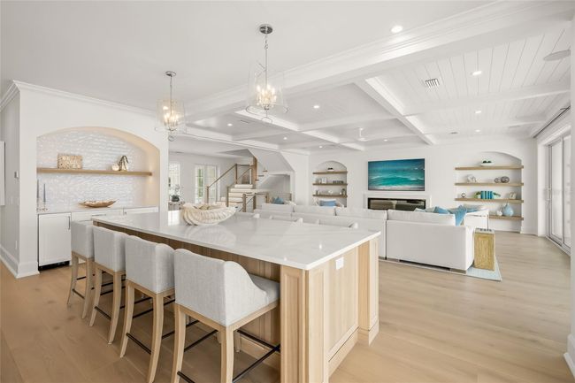 619 Key Royale Dr, House other with 5 bedrooms, 8 bathrooms and null parking in HOLMES BEACH FL | Image 10