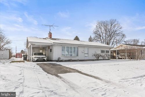 822 Fireside Rd, YORK, PA, 17404-2332 | Card Image