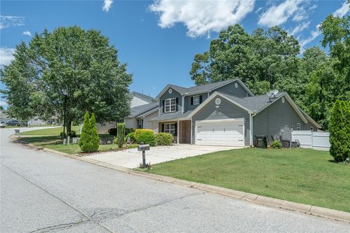 104 Kingscreek Dr, Greer, SC, 29650-5111 | Card Image