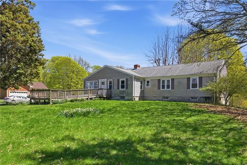 3 Wabasso Ter, Middletown, RI, 02842-5241 | Card Image