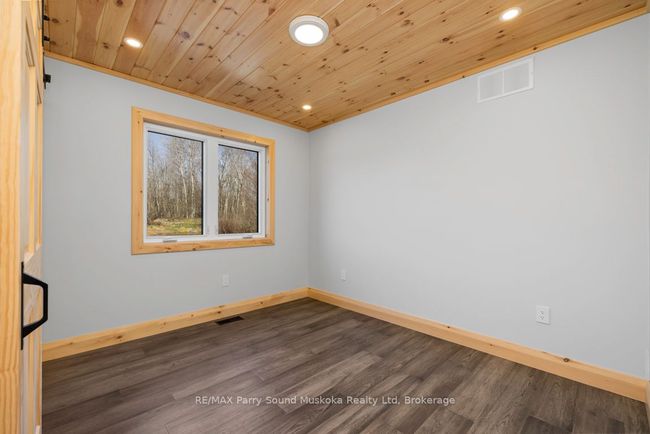 49 Hardies Rd, House other with 6 bedrooms, 3 bathrooms and 10 parking in Mckellar ON | Image 39