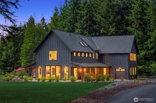 33310 Ne 95th Pl, Carnation, WA, 98014-6719 | Card Image