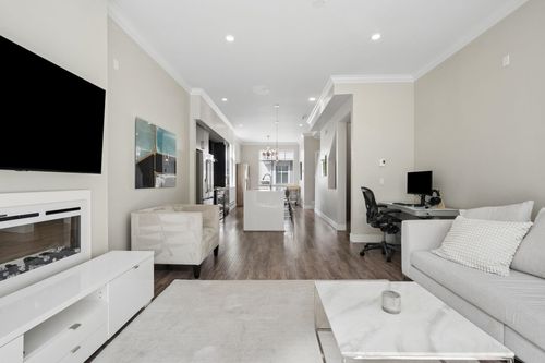 16-2528 156 Street, Surrey, BC, V4P0E7 | Card Image