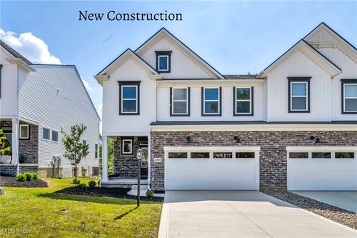 2097 Glenmont Dr, Brunswick, OH, 44212-4089 | Card Image
