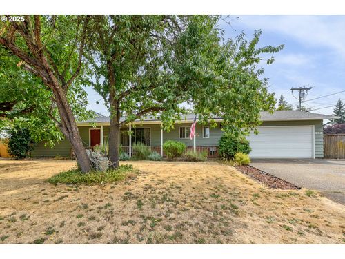 834 Bridge St, Lafayette, OR, 97127-9132 | Card Image