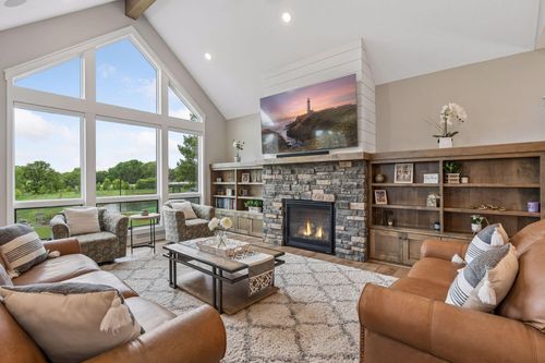 2480 154th Ln Ne, Ham Lake, MN, 55304-5727 | Card Image