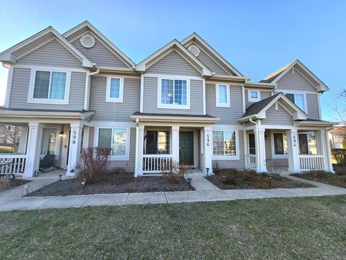 596 Blue Springs Dr, Fox Lake, IL, 60020-2112 | Card Image