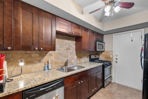 apt-b15-6851 Roswell Rd, Sandy Springs, GA, 30328-2470 | Card Image