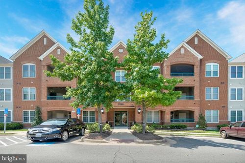apt-108-7065 Heritage Hunt Dr, GAINESVILLE, VA, 20155-3160 | Card Image