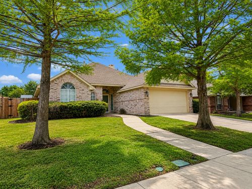 1806 Sand Stone Dr, Sanger, TX, 76266-5061 | Card Image