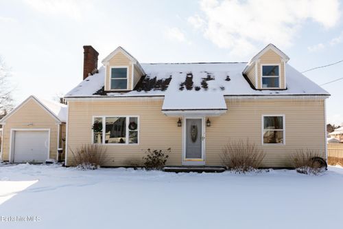 1842 East St, Pittsfield, MA, 01201 | Card Image