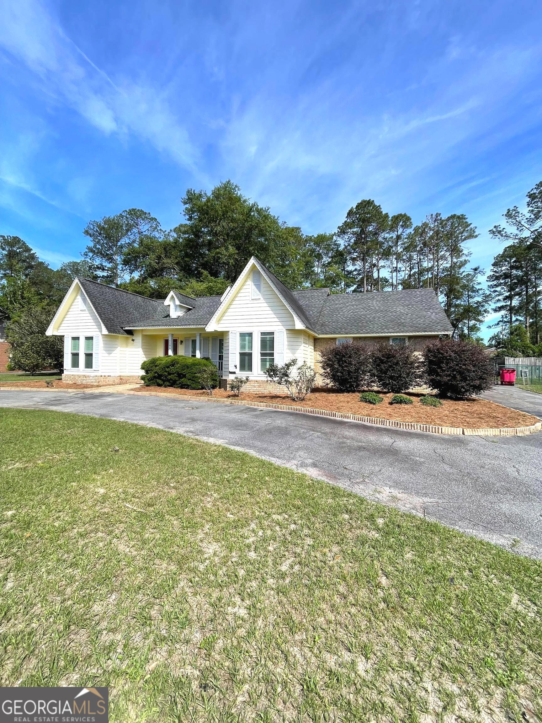 Residential in Blackshear 5