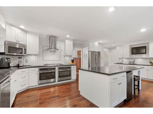 5102 219a St, Langley, BC, V3A8P8 | Card Image