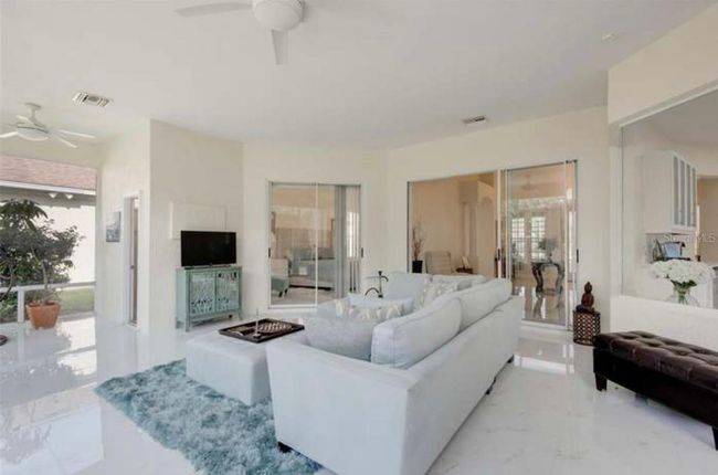 10310 Carroll Cove Pl, House other with 4 bedrooms, 4 bathrooms and null parking in Tampa FL | Image 27