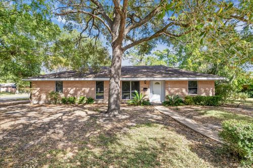 5422 Spellman Rd, Houston, TX, 77096-6146 | Card Image