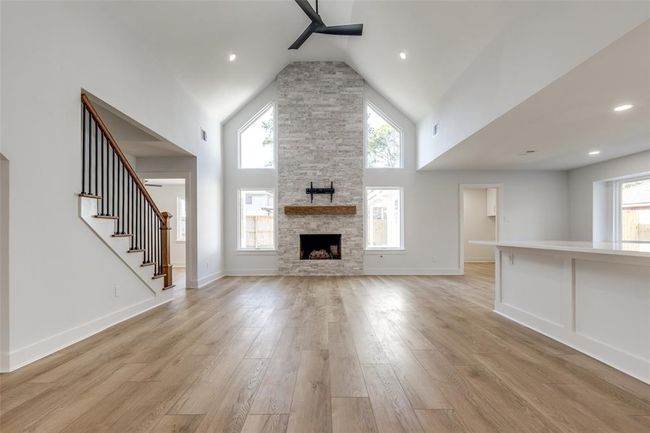 Great lighting | Image 11